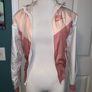 Nike windbreaker